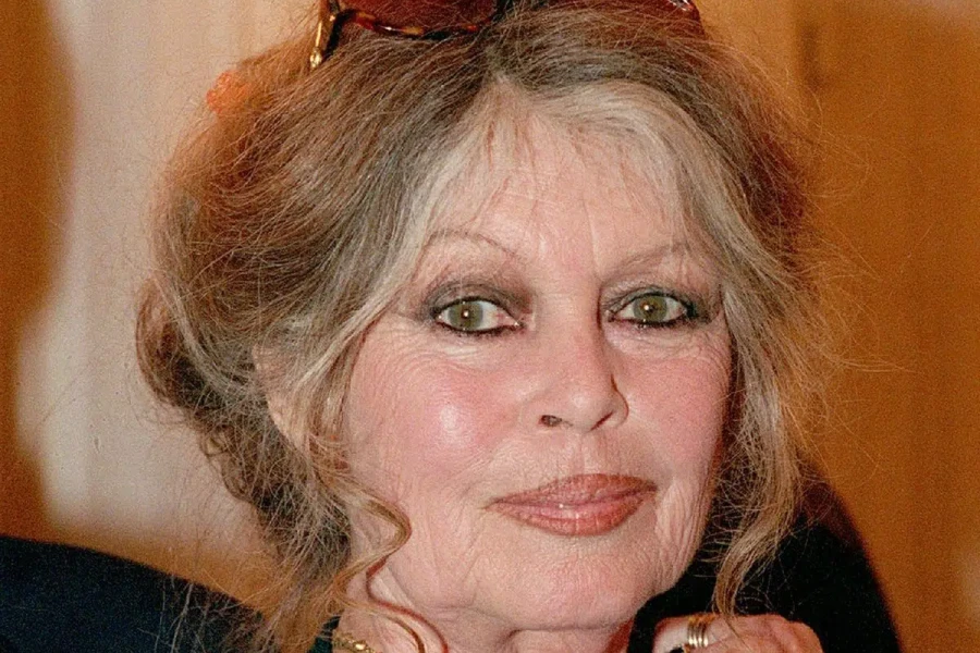Brigitte Bardoti balletikingad ja teemantsõrmused pannakse täna oksjonile