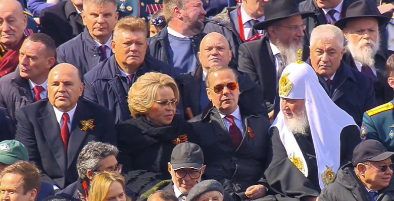 Medvedev tudub või on nii täis. Raske aru saada.