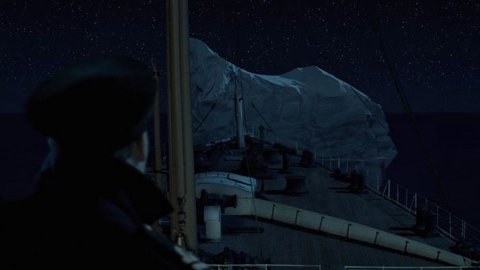 Laeva tabanud jäämägi ulatus umbes 30 meetri kõrgusele veepinnast