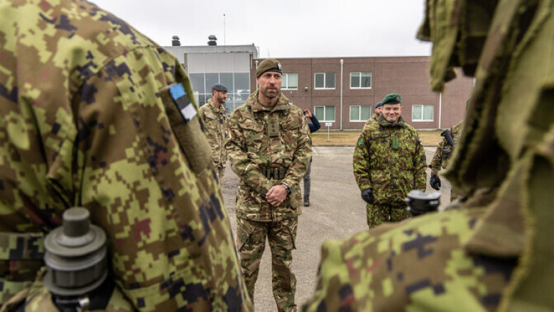 Galerii: prints William külastas Tapa sõjaväelinnakut