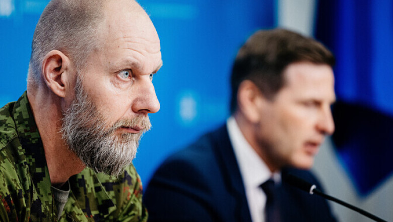 Kaitsevägi otsib viise rohkem tegevväelasi värvata ja teenistuses hoida