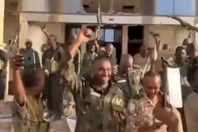 Sudaani armee teatas presidendipalee vallutamisest