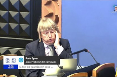 Kolmapäevases Riigikogu infotunnis võttis EKRE fraktsiooni saadik Rain Epler ette vastuolud peaminister Kristen Michali juttudes ja tegudes