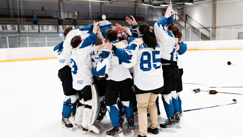 Naiste hokiliiga finaali läks juhtima Everest, pronksi sai Säde