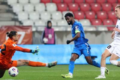 Eesti kaotas esimese valikmängu ja väravavaht Heina