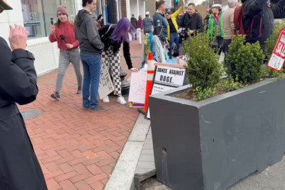 Elon Muski Tesla protestid on kinni makstud valitusväliste organisatsioonide poolt