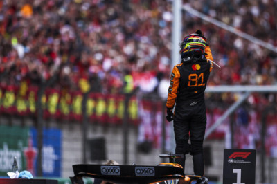 Hiinas võitis Piastri, McLarenile kaksikvõit