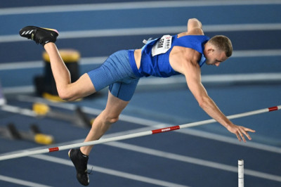 OTSEBLOGI | Erm lõpetas võimsa teivashüppe ootamatu puändiga ja on kinni MMi hõbemedalis