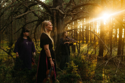 Ansambel Ruhnu saare lood ja laulud avaldas teise albumi 