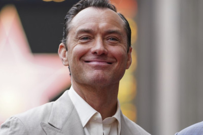 FOTOD | Hollywoodi näitleja jäi Riias Putiniks kehastunult kaamerasilma ette