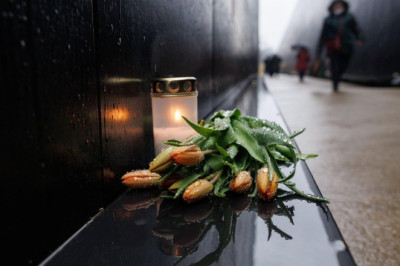 GALERII | Maarjamäe memoriaali juures mälestati küüditatuid