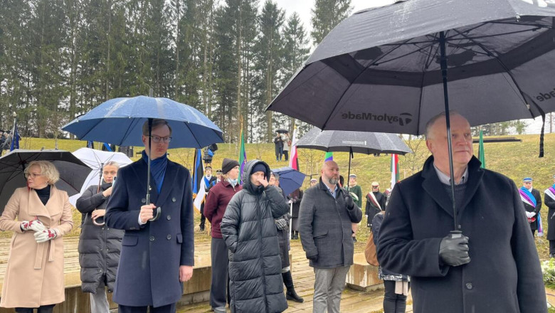 PILTUUDIS: mälestati märtsiküüditamise ohvreid