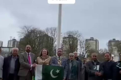 Samal ajal Ühendkuningriigis Rochdale'is