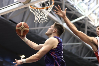 Kotsari hea partii pani aluse Yokohama võidule