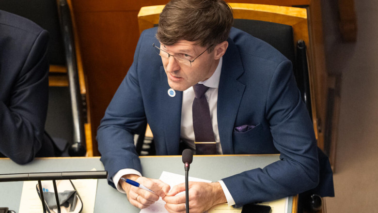 Martin Helme: valitsus pani siseministriks taasiseseisvunud Eestist Moskvasse õppima läinud inimese, kes kaitseb tollal Tšetšeenia sõda pidanud Putinit