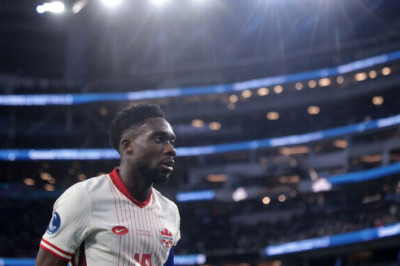 Müncheni Bayernit tabas kaks halba uudist korraga