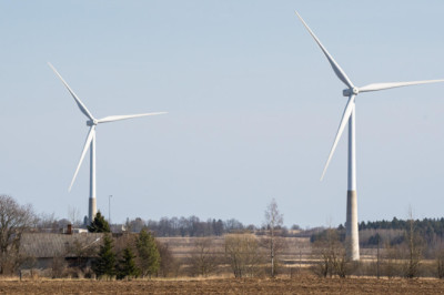 Omanikud: tuulikutel on halb mõju maapiirkondade ehitismälestistele