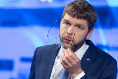 Ossinovski: valitud seisukoht seoses valimisõigusega toob ohte juurde