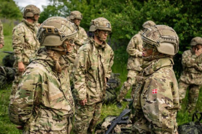 Taani kehtestab 2026. aastast naistele ajateenistuskohustuse