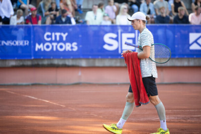 Tamm alustas võidukalt nii üksik- kui paarismängus