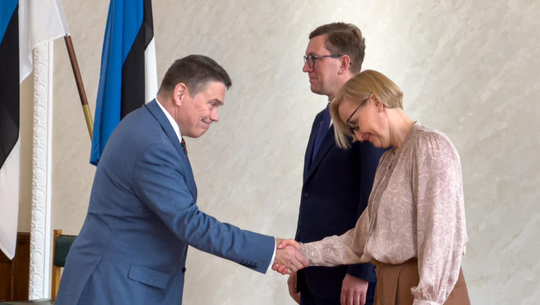 Valitsusremont kahte võimuerakonda ei aidanud ja hinnang peaminister Kristen Michali tegevusele muutub üha kriitilisemaks