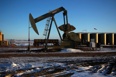 Nafta hind püsib kuu kõrgeima taseme lähedal