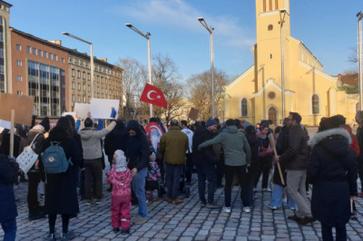 Türklaste meeleavalduse “vale” kajastamine vallandas asjaosaliste protestid “fašistliku” artikli vastu