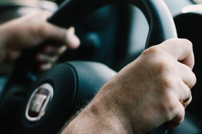 Piiratud juhtimisõiguse ea tõus lubab autorooli alles 17-aastaselt