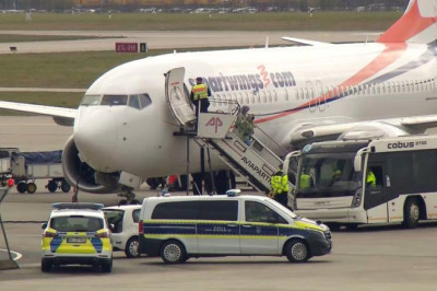 Saksamaale lennutatakse sadade kaupa sisserändajad Afganistanist!