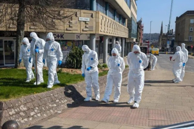 Eksootilise välimusega mees tappis 16-aastase Briti poisi