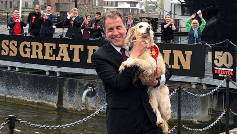 Tööpartei parlamendiliige Dan Norris vahistati vägistamise ja laste väärkohtlemise süüdistuste alusel