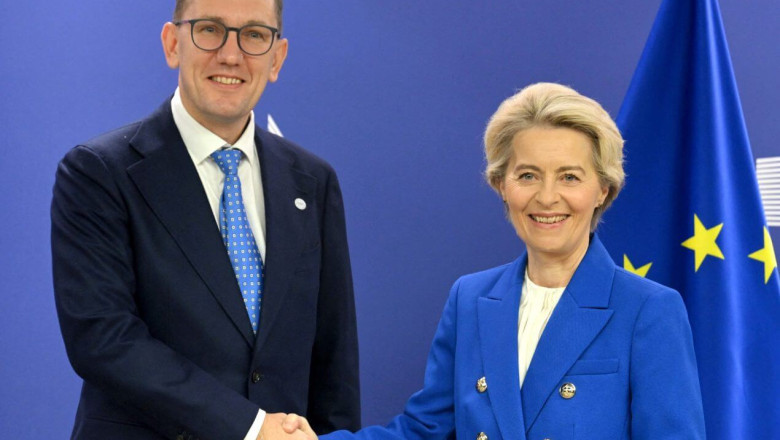 Eesti tühistab venelaste hääleõiguse – ja sunnib kirikut Moskvast lahku lööma