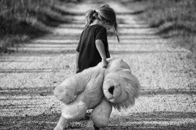 Midagi on mäda meie riigis ja prokuratuuris kui prokuratuur väidab, et vägistamine ei too kaasa kannatanule kahju