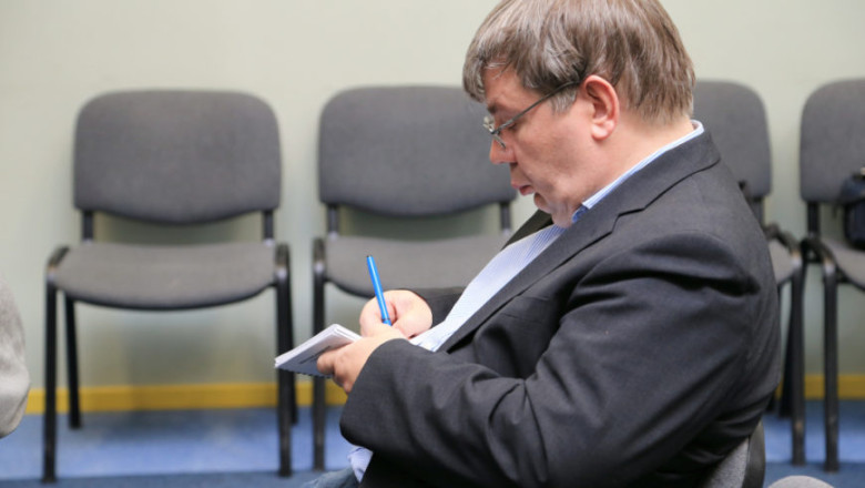 Prokuratuur kahtlustab 18 meest noorukilt seksi ostmises