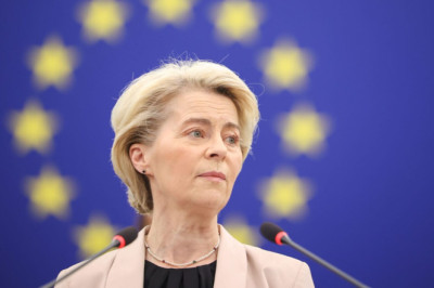 Kuninganna Ursula plaan valitseda Euroopat ja päästa maailm