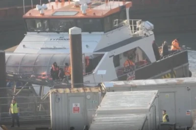 2025. aastal Ühendkuningriiki jõudvate väikelaevade kaudu saabuvate migrantide arv ulatub kümne tuhandeni