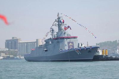 Põhja-Korea pidulik tseremoonia uue laeva sisseõnnistamisel