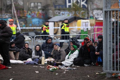 Rootsi tõstab alates 1. jaanuarist 2026 migrantidele riigist lahkumise tasu