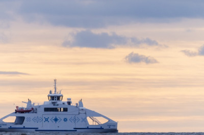 Ministeerium pikendas Kihnu laevaliikluse lepingut kuni kaheks aastaks