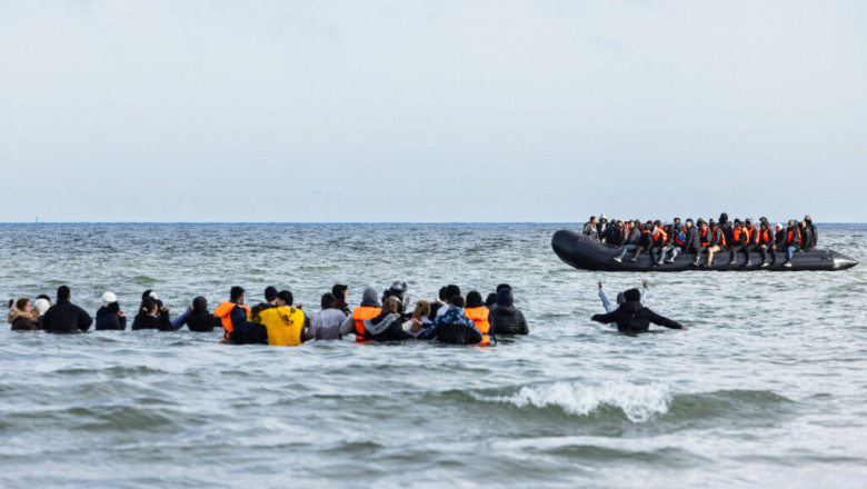 „Suvine allahindlus“ ületuspunktides: salakaubavedajad naeravad töölispartei ebaseadusliku piiriületuse peatamise üle