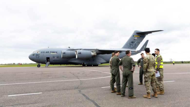 Ameerika Ühendriikide õhuvägi harjutas õppusel Siil 2025 lisavägede siirmist Eestisse
