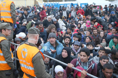 Miljardid illegaalide heaks: Brüssel jagab taas raha illegaalide abistamiseks