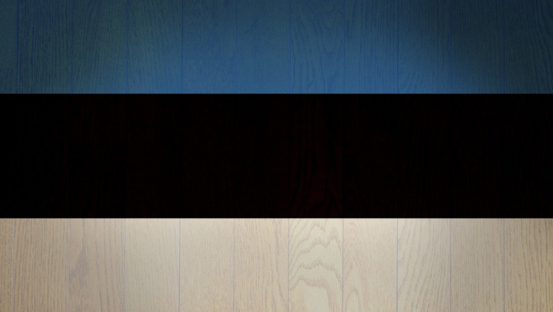 8. mail 1990. aastal võttis Eesti NSV Ülemnõukogu vastu otsuse, millega taastati Eesti Vabariigi endised riiklikud sümbolid