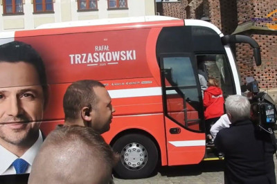 Kuidas Poola liberaalide kandidaati välismaalt rahastatakse