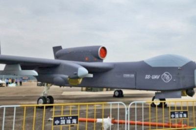 Hiina esimene lennuk- emalaev Jiutian SS-UAV peaks oma esmalennu tegema juunis