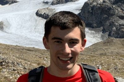 BBC ajakirjanik Mark Poynting näitab, kuidas kliimahäiret levitada