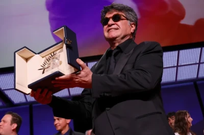 Jafar Panahi Iraani põnevik võitis Cannes'is Kuldse Palmioksa