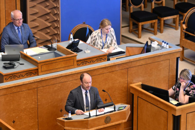 Riigikogu kuulas ära taristuministri aastaettekande