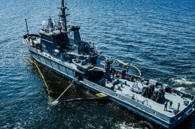 Merevägi ja Riigilaevastik harjutasid koos liitlastega reostustõrjet