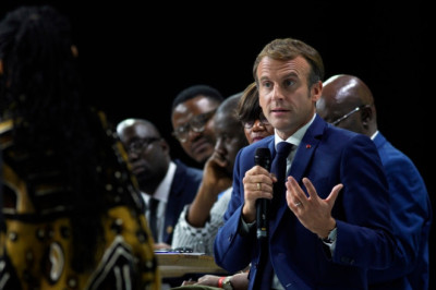 Macron: Avalikkus on ajupestud, mistõttu hoolitakse immigratsioonist rohkem, kui kliimast